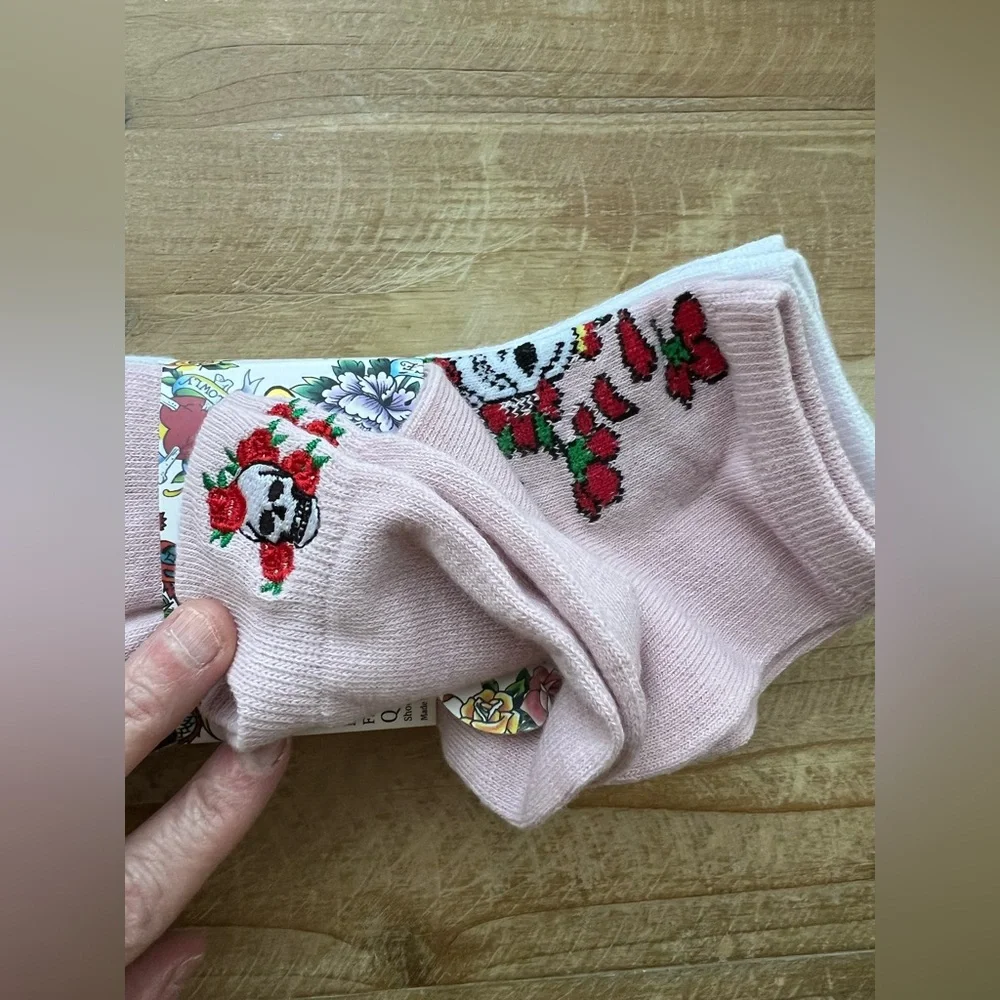 Ed Hardy Ladies Fashion Quarter Socks 6 Pack Pink New